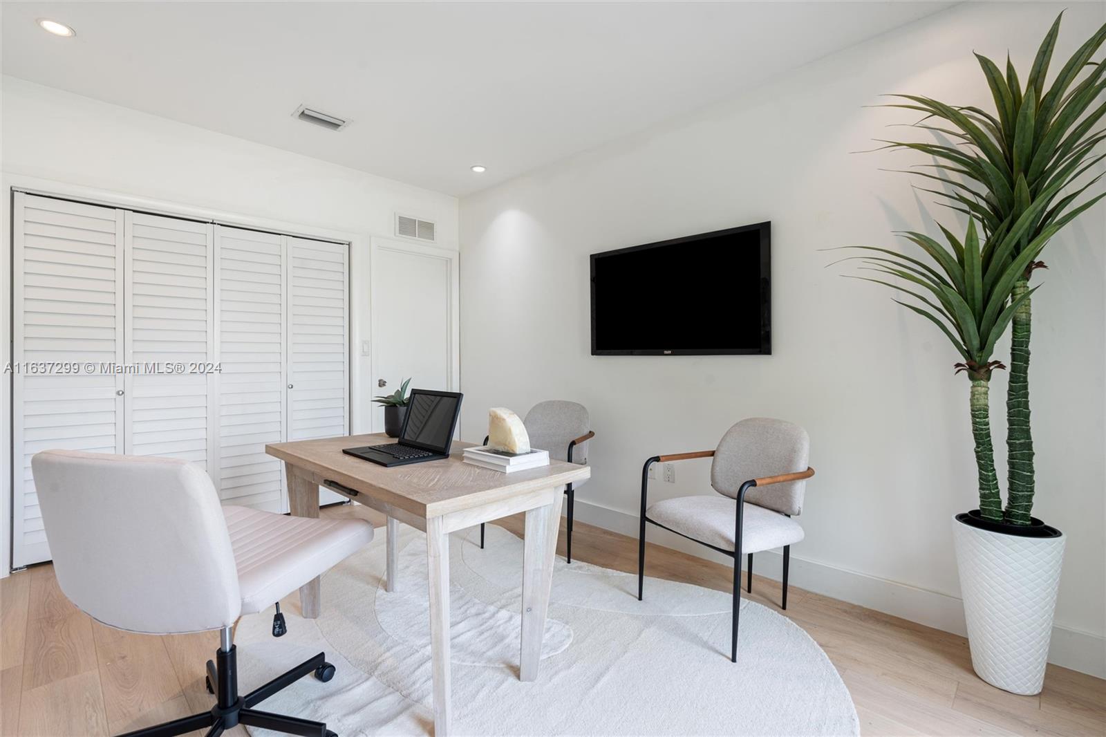 BEACH VIEW ADDN - Residential