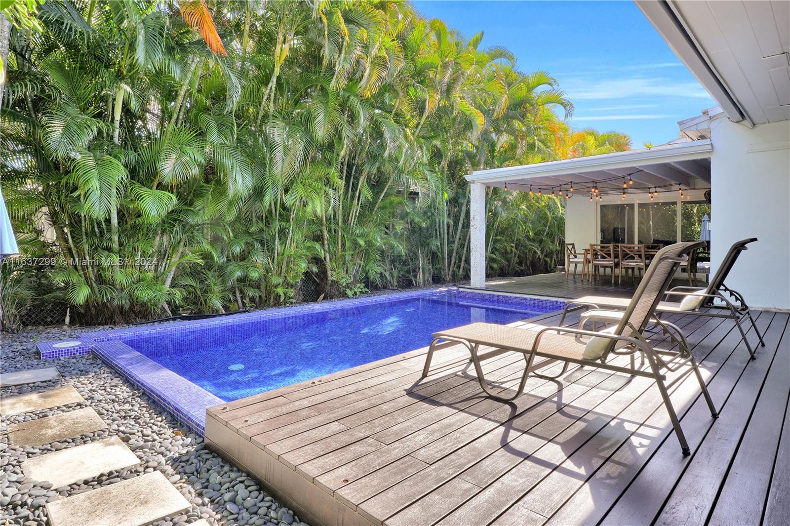 BEACH VIEW ADDN - Residential