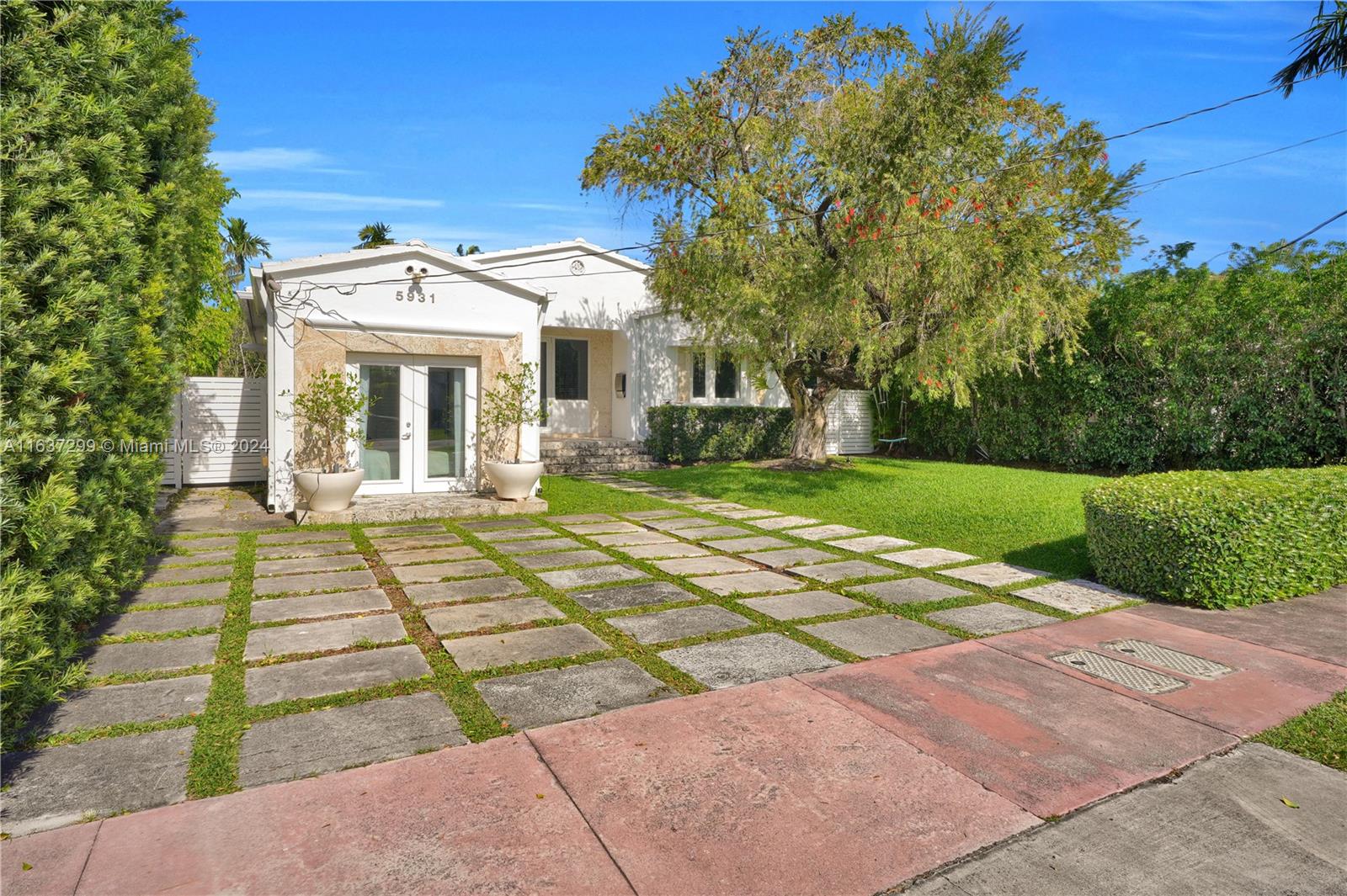 BEACH VIEW ADDN - Residential