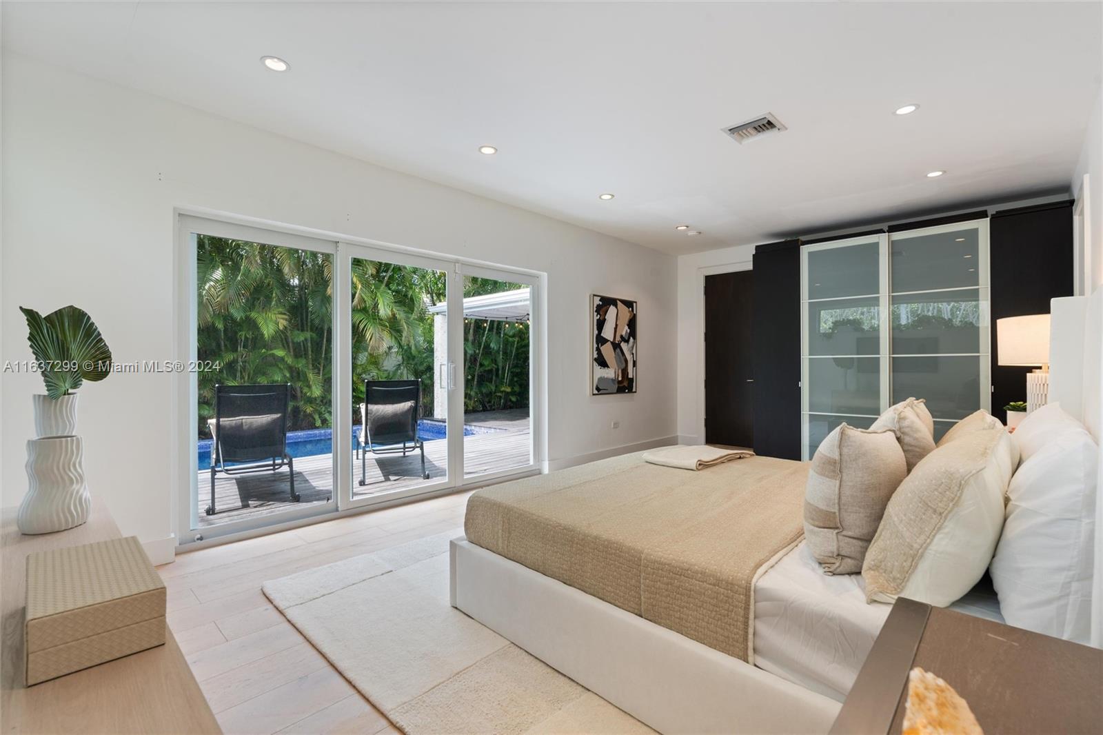 BEACH VIEW ADDN - Residential