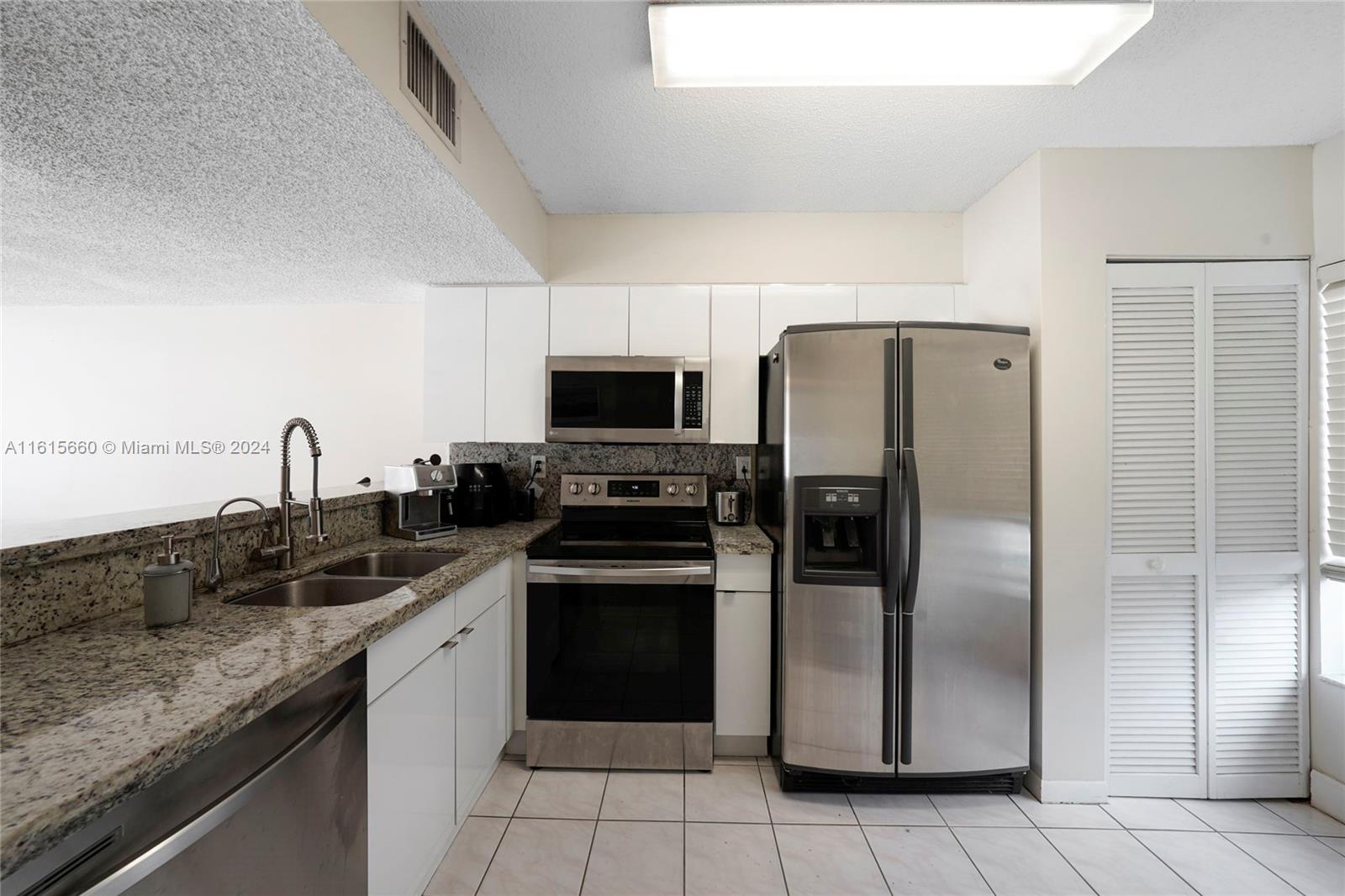 Riviera at Weston - Residential Lease