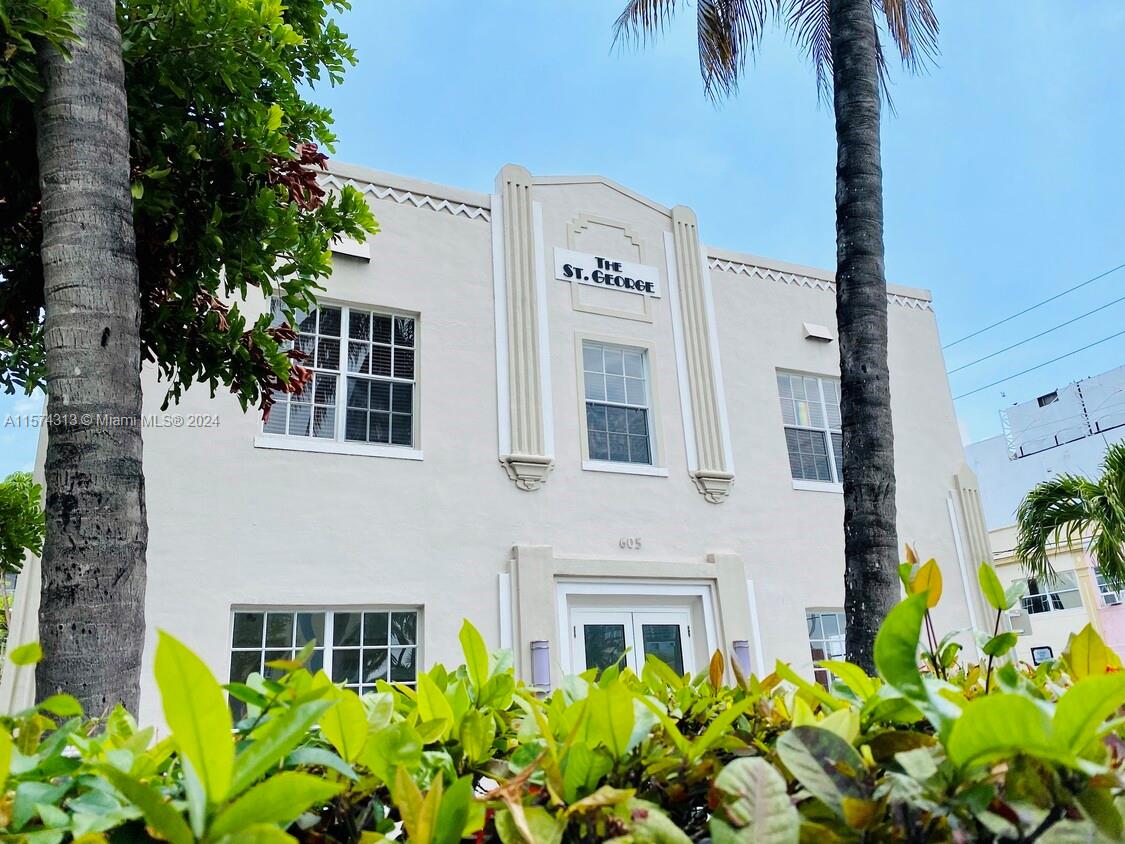 Rental Property at 605 Euclid Ave 202, Miami Beach, Miami-Dade County, Florida - Bedrooms: 2 
Bathrooms: 2  - $2,900 MO.