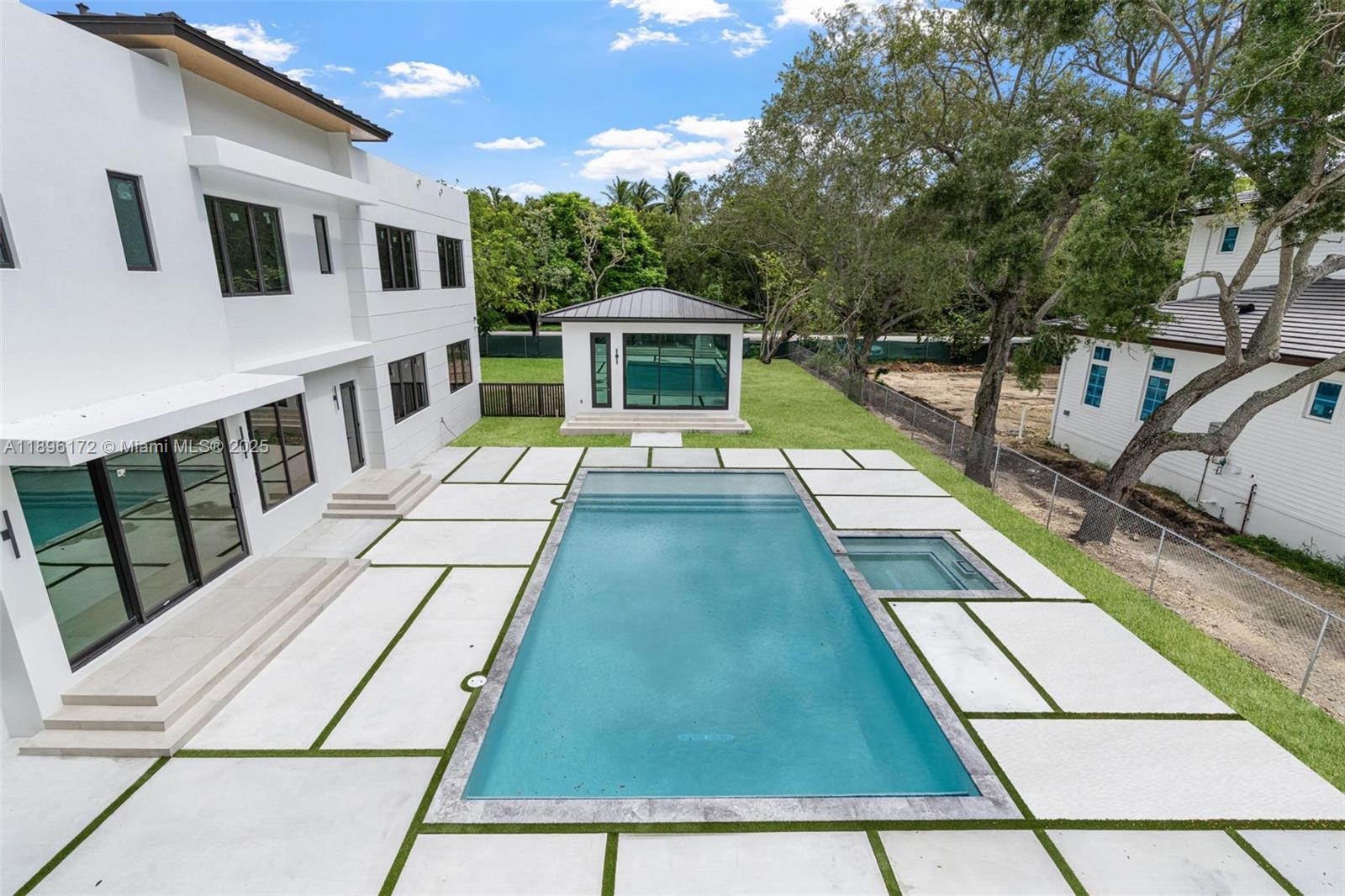 FARMERS ACRES - Residential