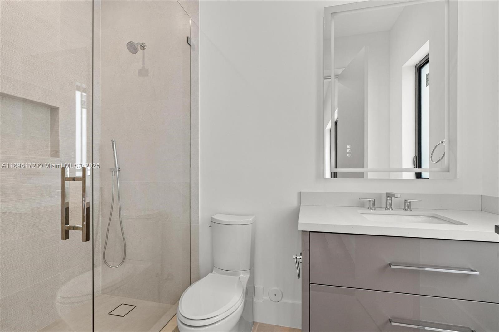 FARMERS ACRES - Residential