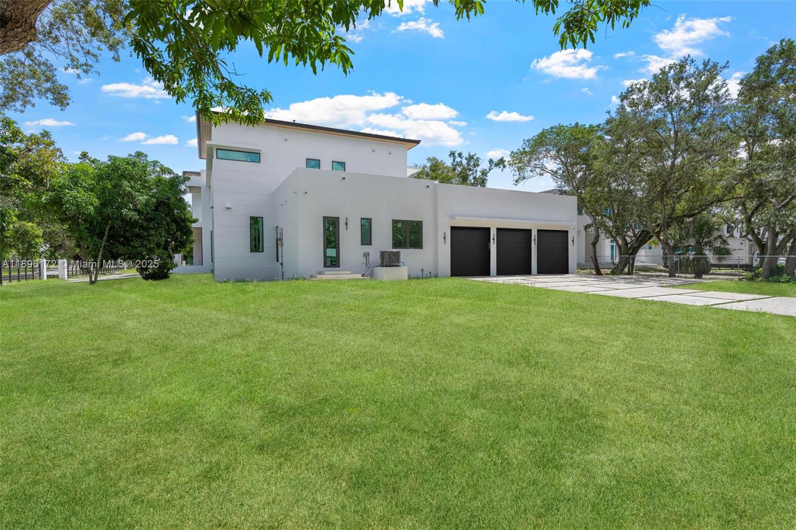 FARMERS ACRES - Residential