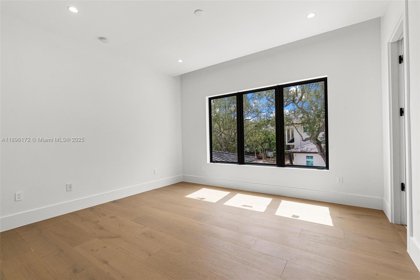 FARMERS ACRES - Residential