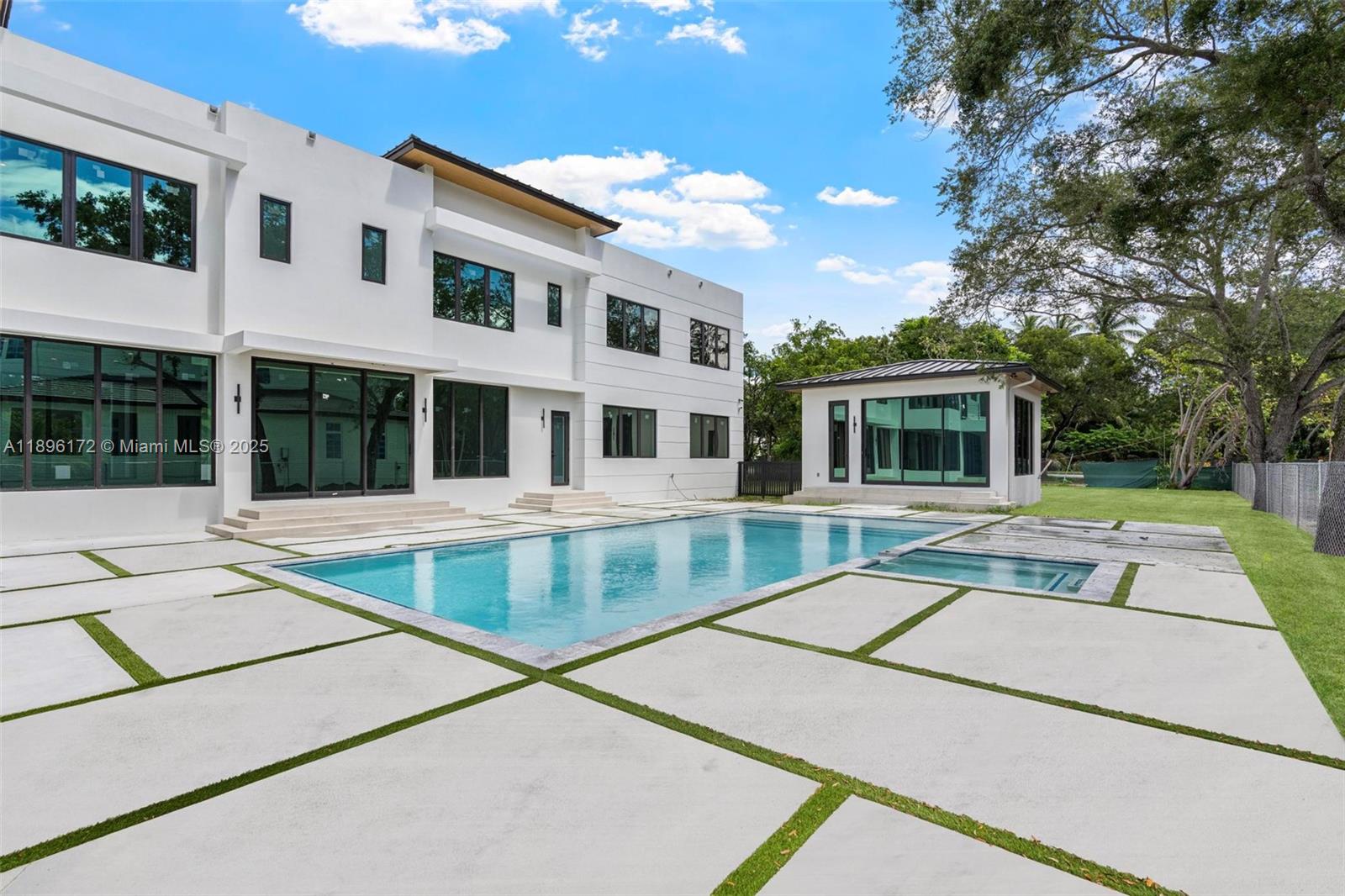 FARMERS ACRES - Residential