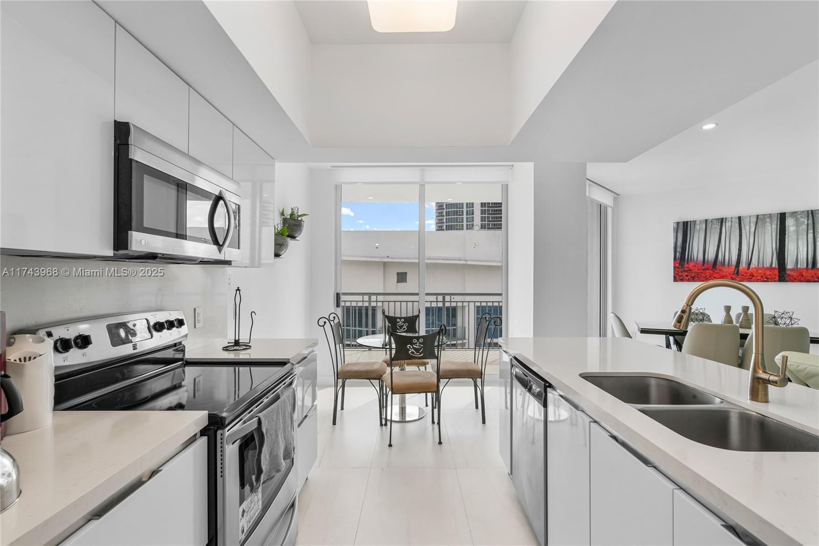 OCEAN POINT BEACH CLUB CO - Residential