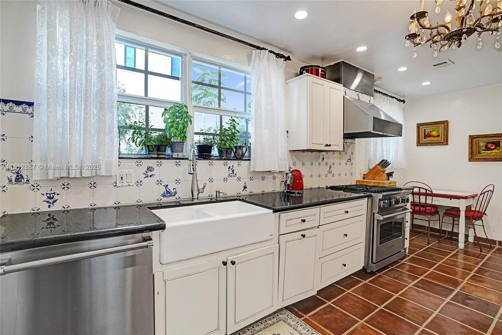 BEACH VIEW SUB - Residential