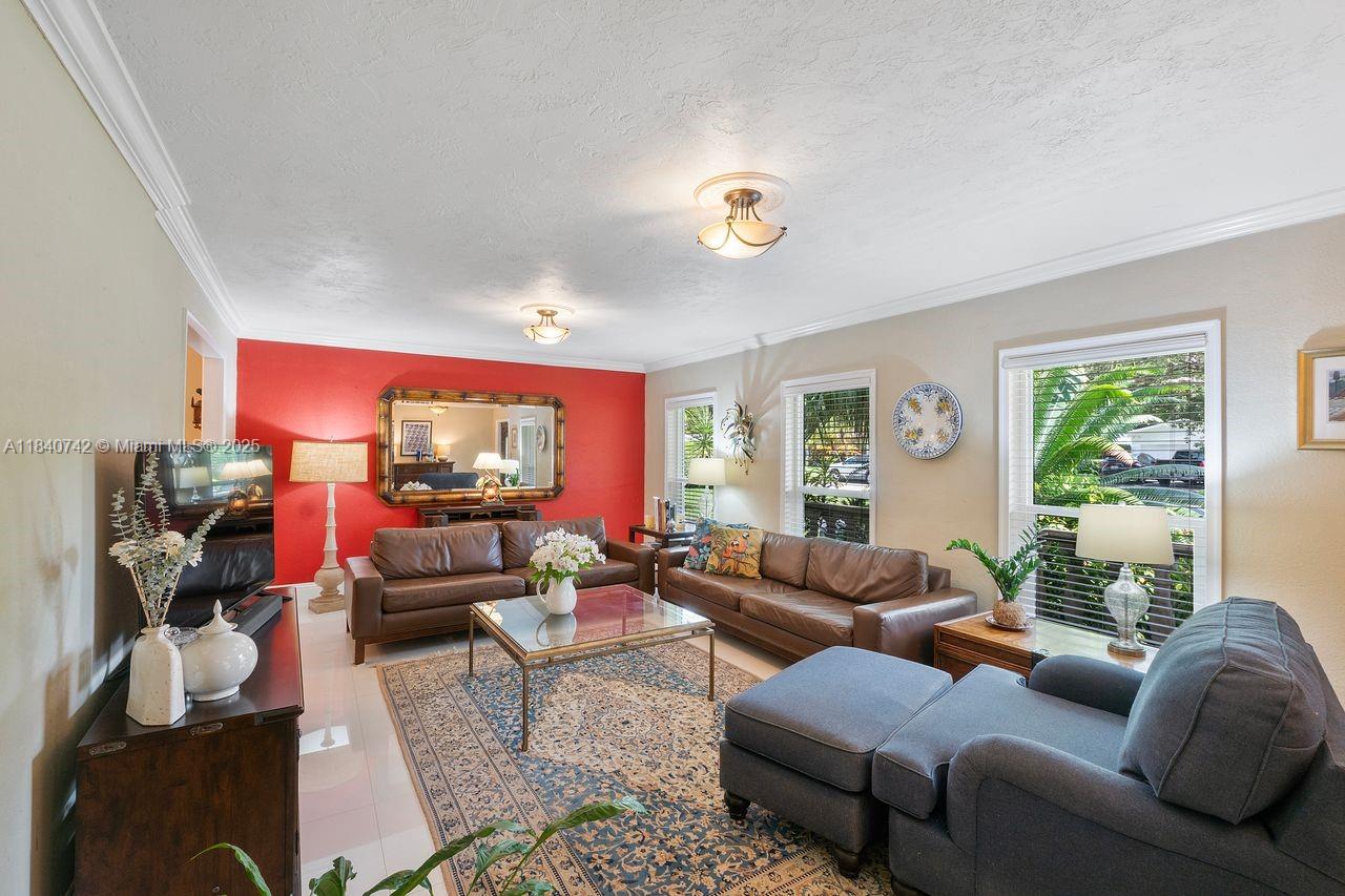 8740 SW 183rd Ter