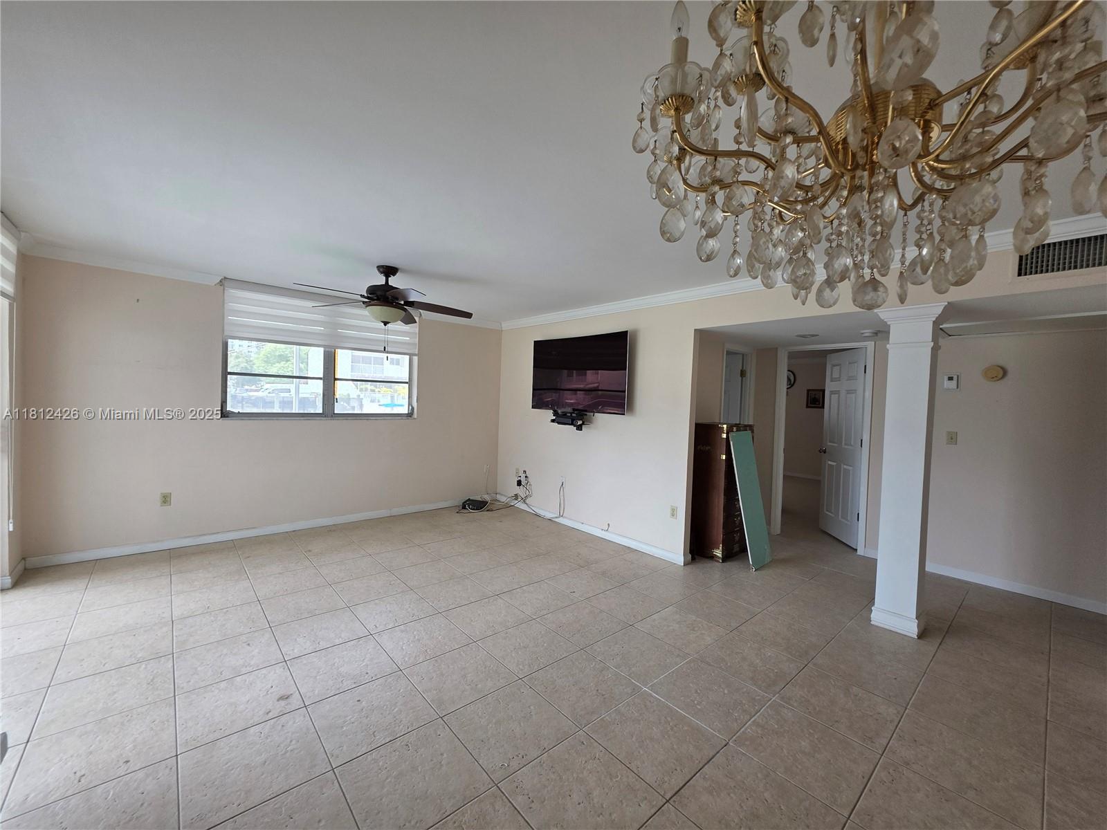 EDEN ISLES CONDO NO 7 - Residential