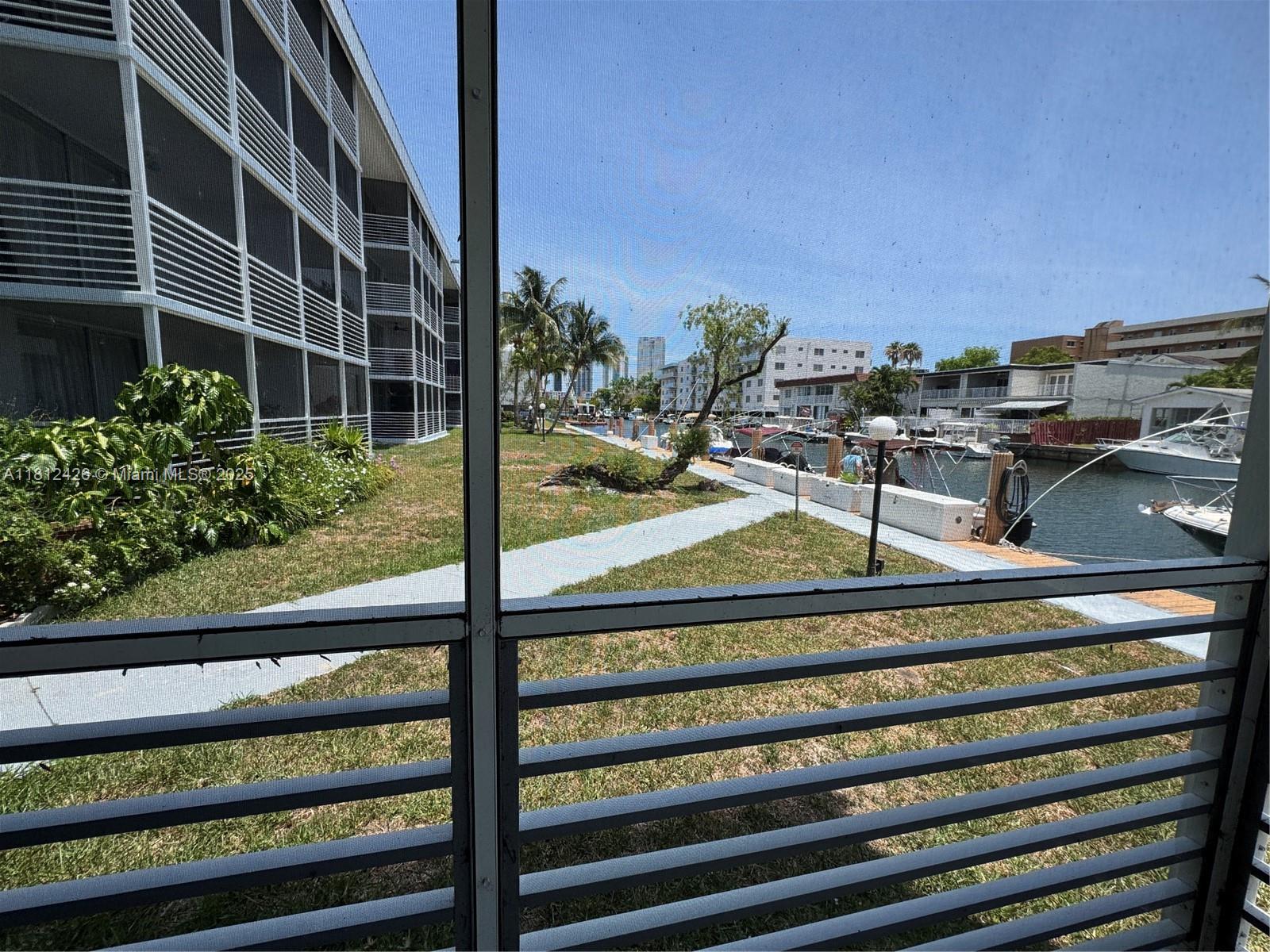 EDEN ISLES CONDO NO 7 - Residential