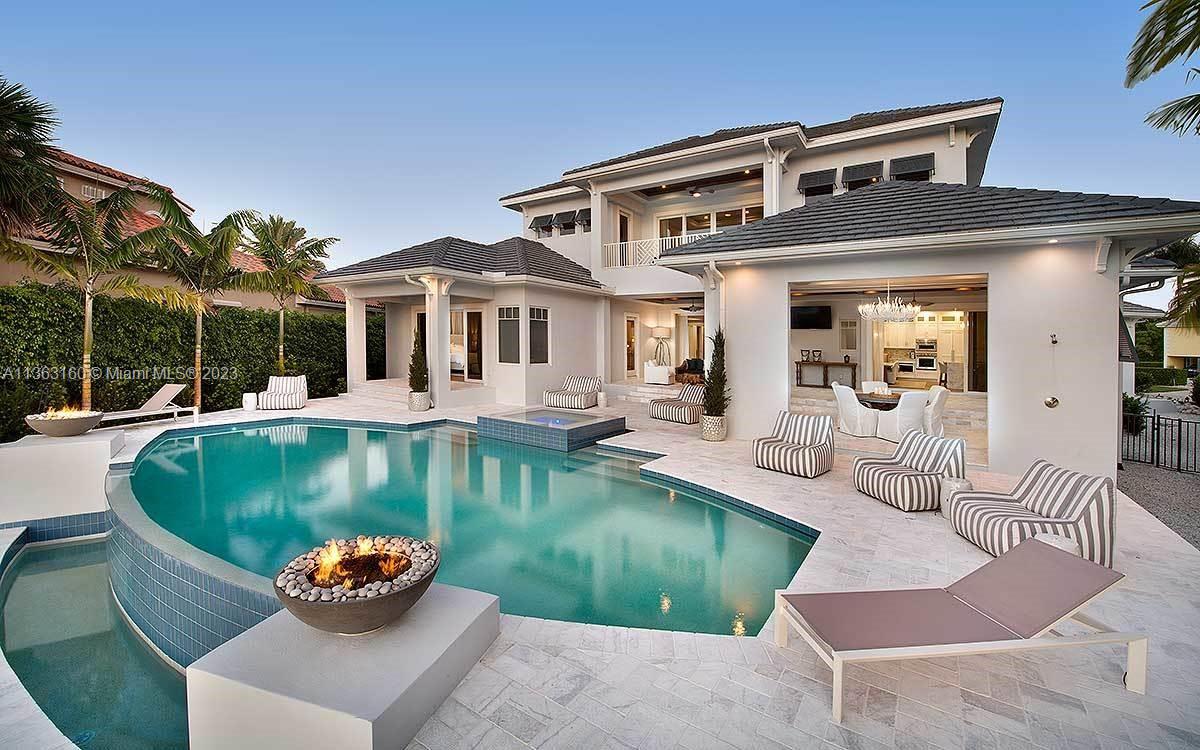 HICKS ESTATES - Land