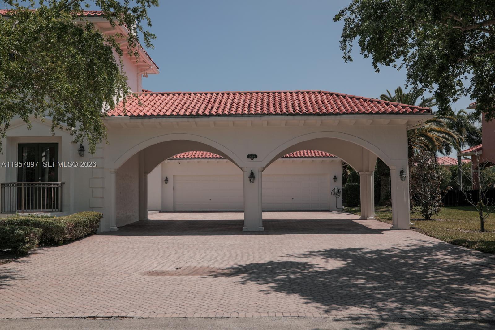 CUTLER CAY - Residential