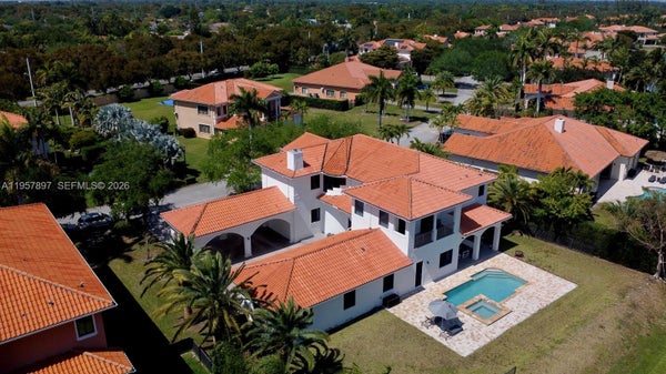 19209 SW 80TH CT, CUTLER BAY, FL 33157 - Image bf49ec6b97e3e5737dd1cb2c887efbfa/2230203315