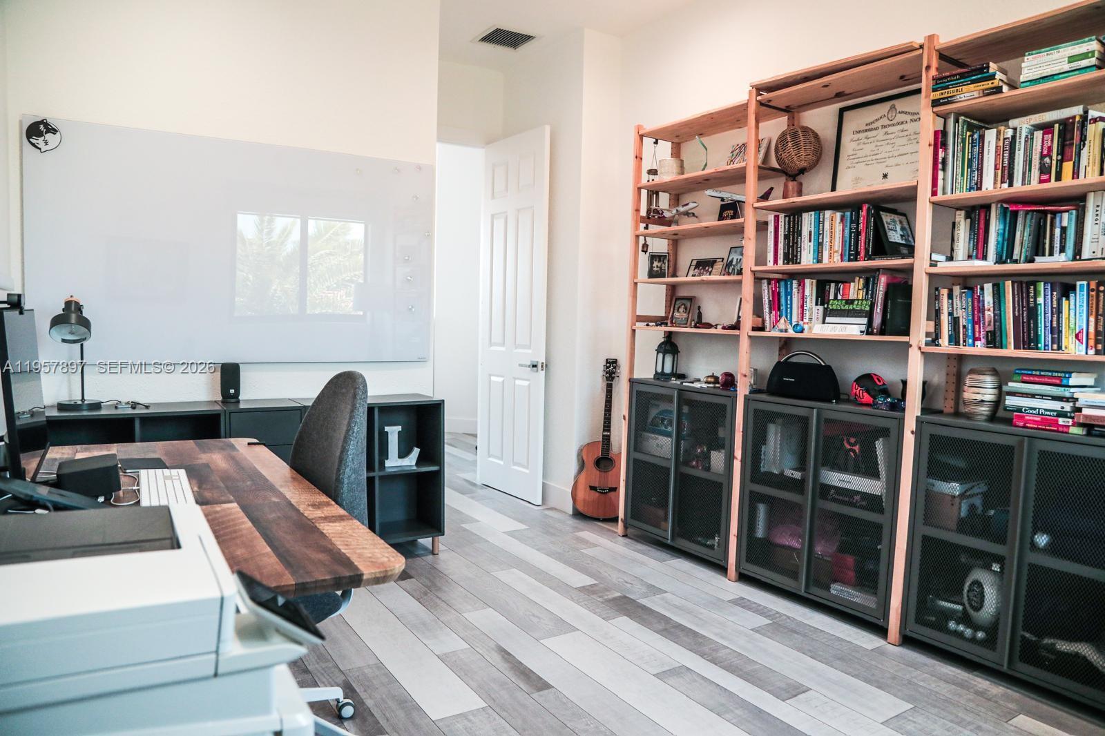 CUTLER CAY - Residential