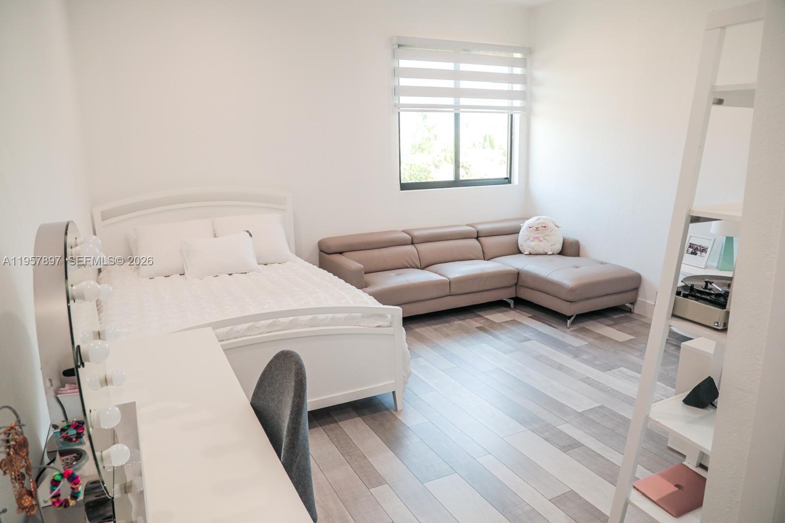 CUTLER CAY - Residential