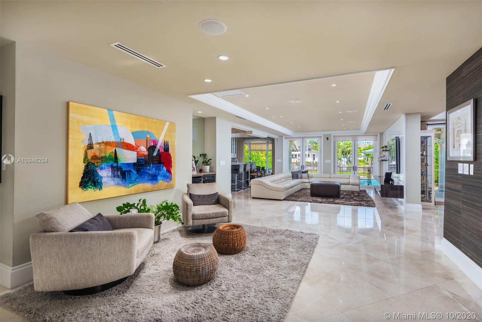 GOLDEN BEACH SEC F - Residential