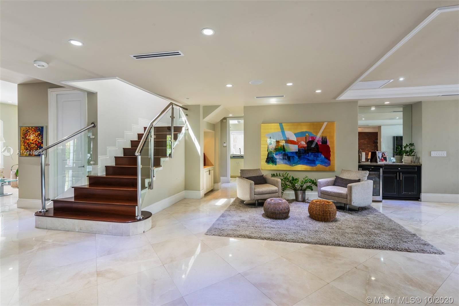 GOLDEN BEACH SEC F - Residential