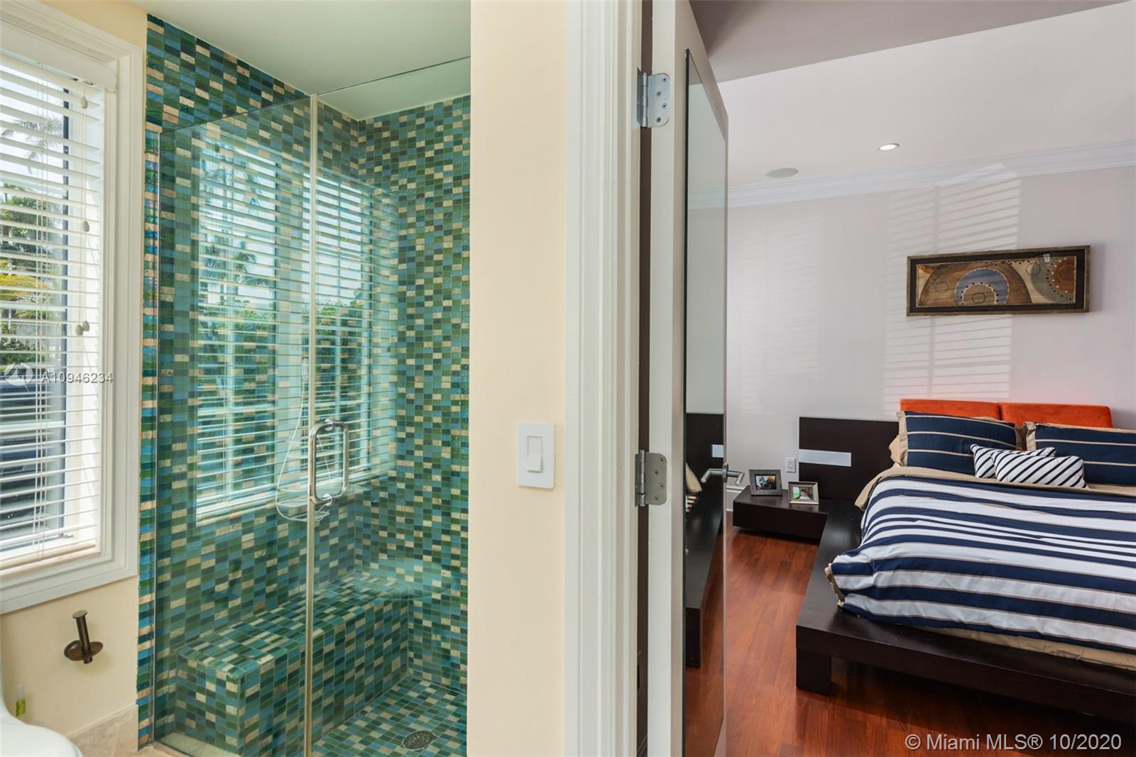 GOLDEN BEACH SEC F - Residential