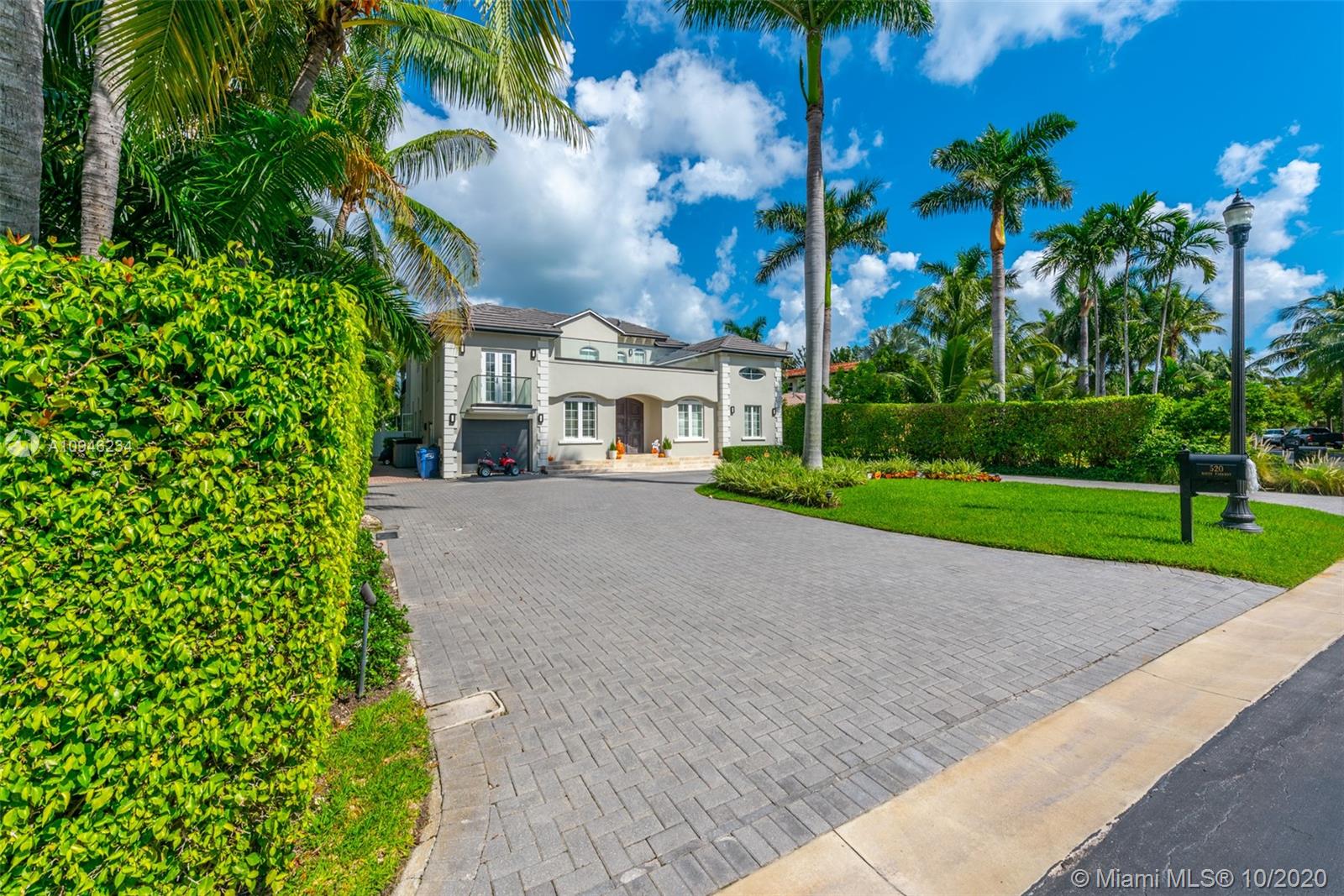 GOLDEN BEACH SEC F - Residential