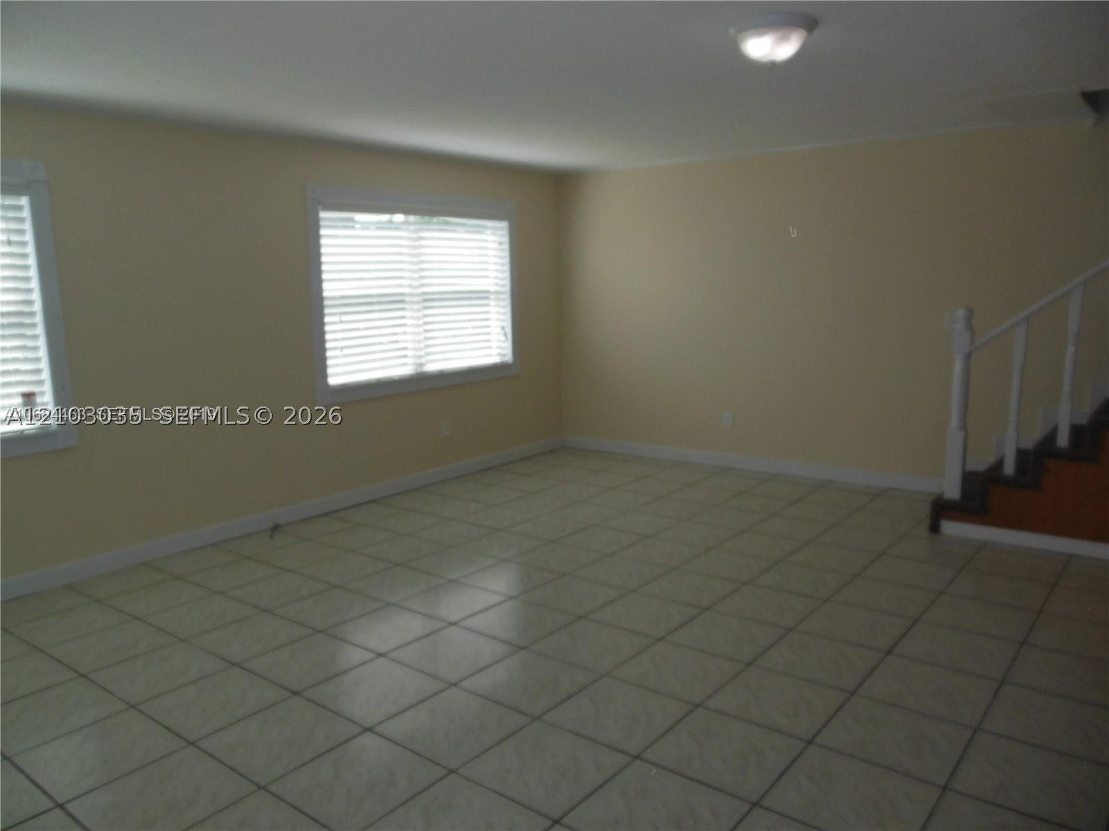 1350 W 53rd St 8