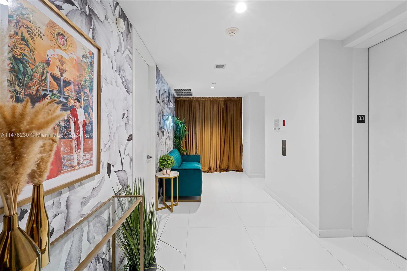 MARQUIS CONDO - Residential