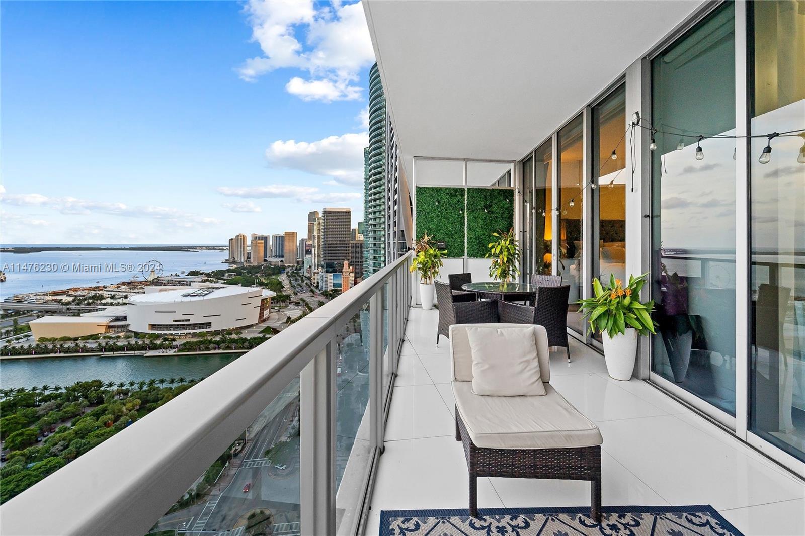 MARQUIS CONDO - Residential