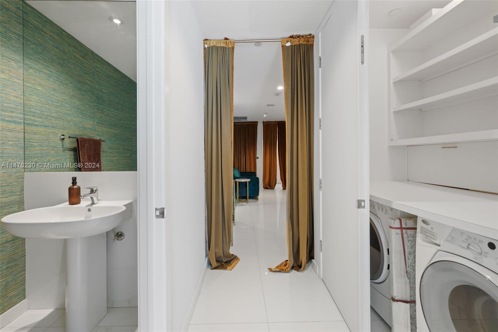 MARQUIS CONDO - Residential