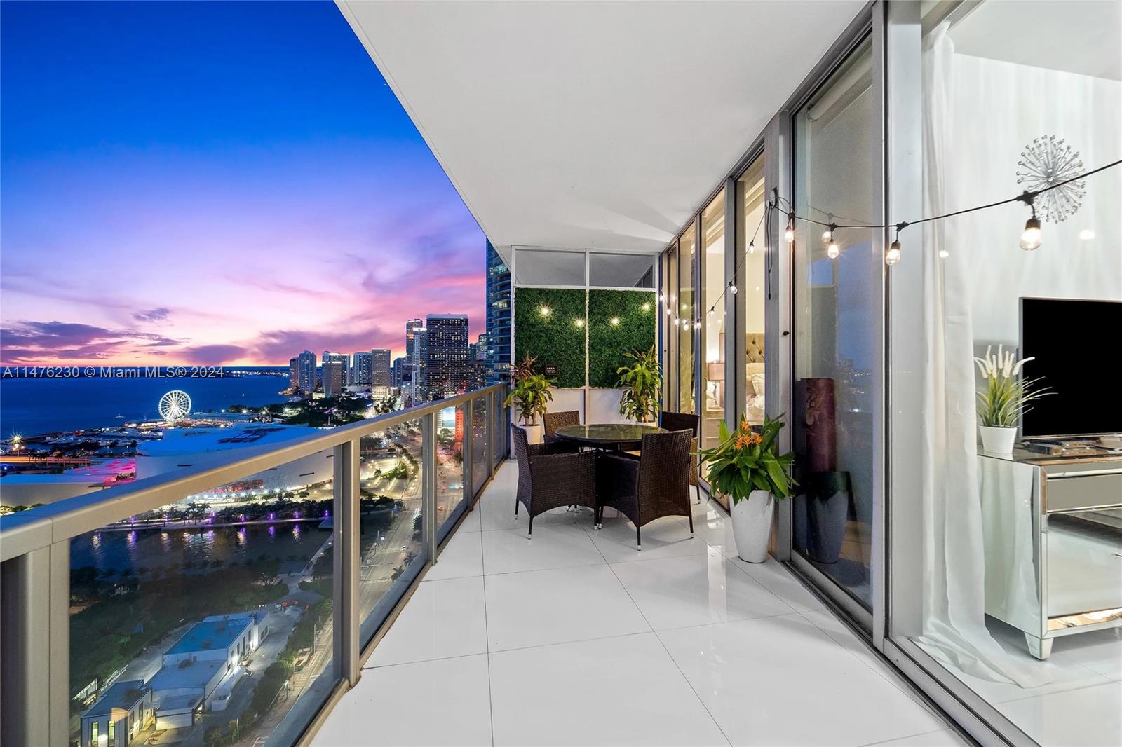 MARQUIS CONDO - Residential