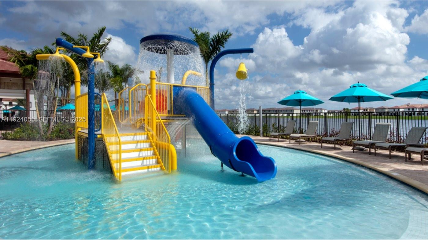 AQUABELLA SECTION TWO - Residential