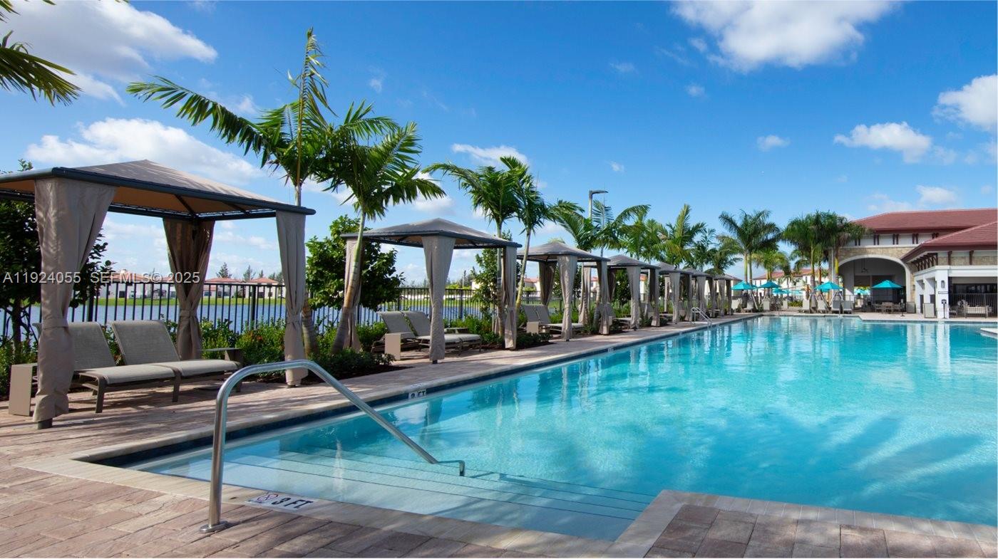 AQUABELLA SECTION TWO - Residential