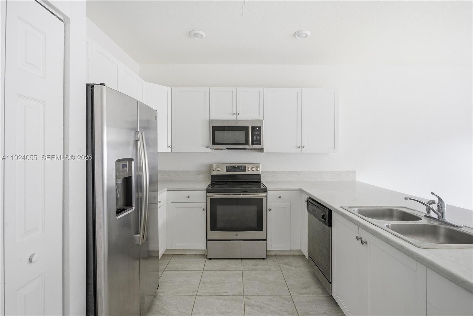 AQUABELLA SECTION TWO - Residential