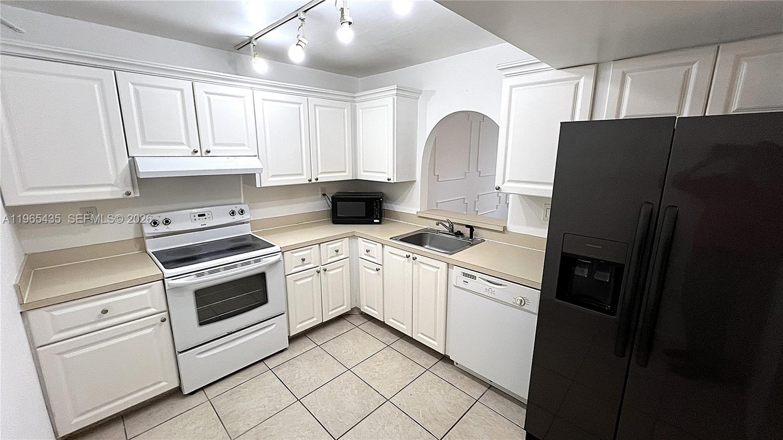 BELASERA AT PINE ISLAND C - Residential