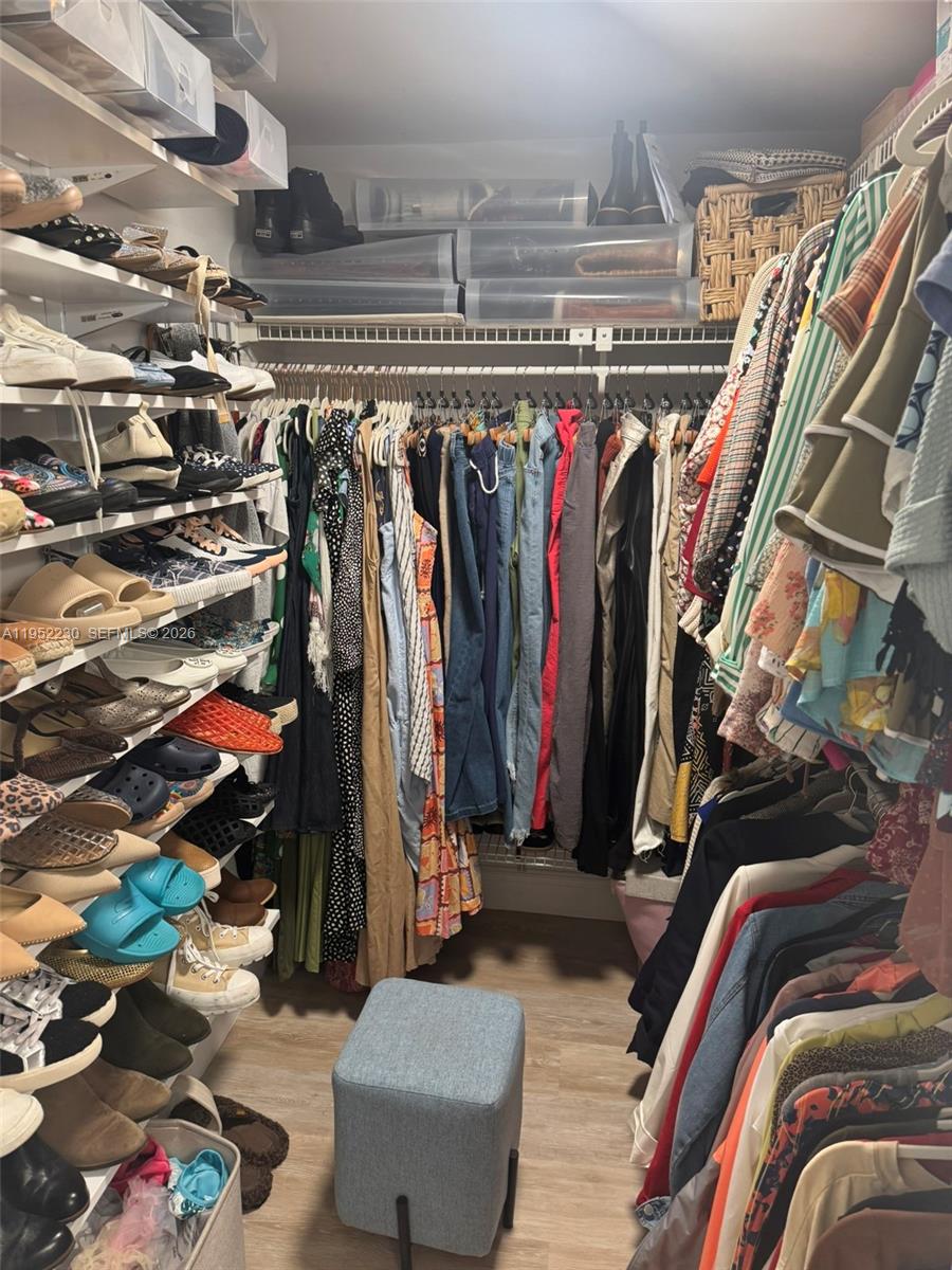 KENLAND BEND NORTH CONDO - Residential