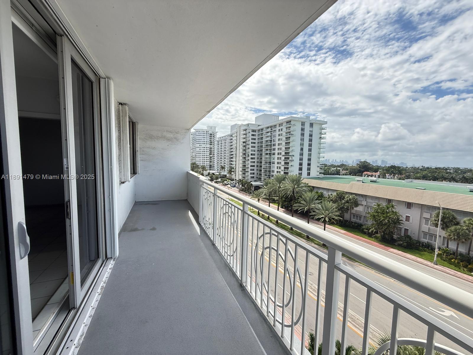 CORINTHIAN CONDO - Residential
