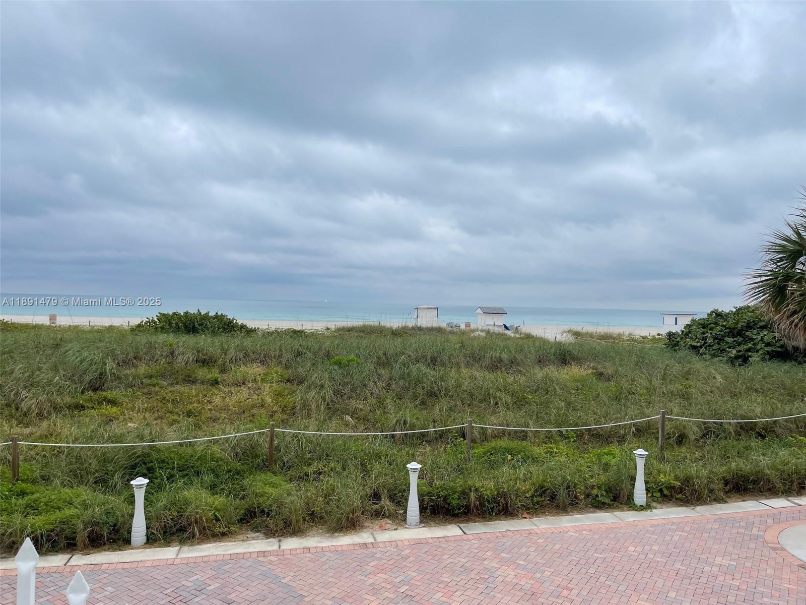 CORINTHIAN CONDO - Residential