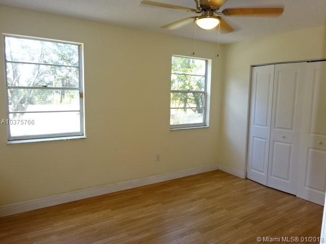 SAWGRASS ESTATES - Residential