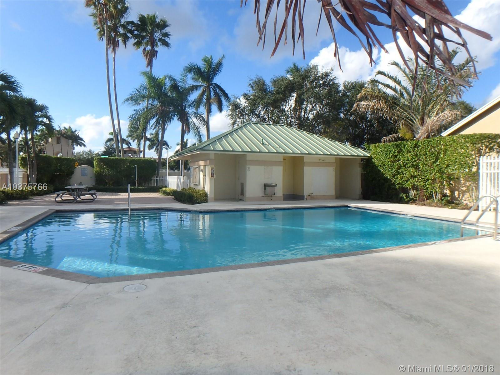 SAWGRASS ESTATES - Residential