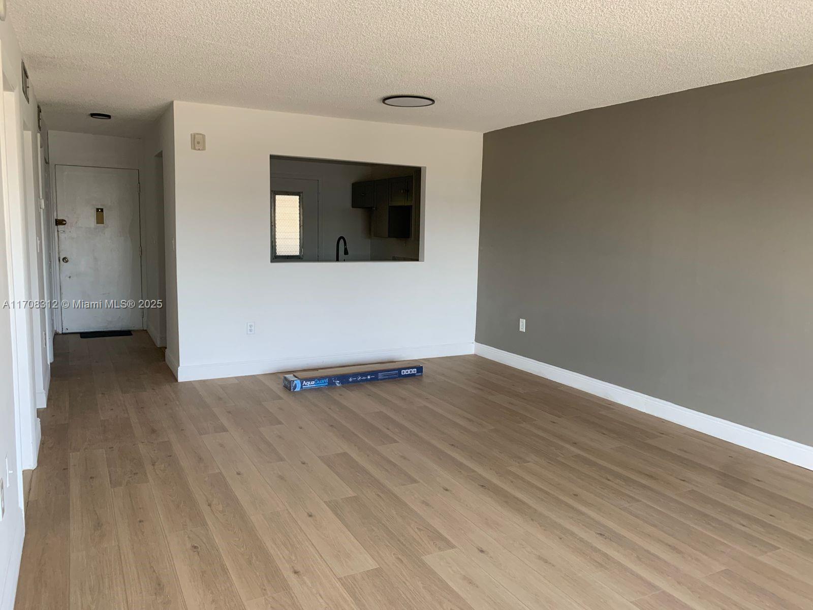 EDEN ISLES CONDO # 4 - Residential