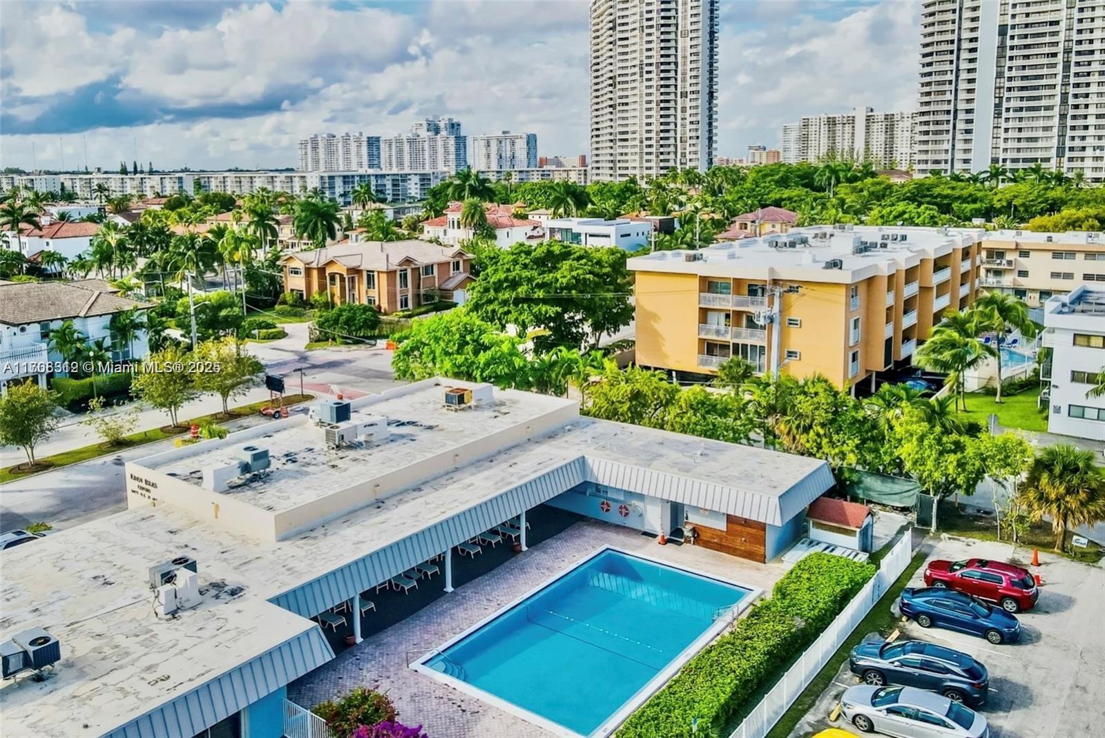 EDEN ISLES CONDO # 4 - Residential