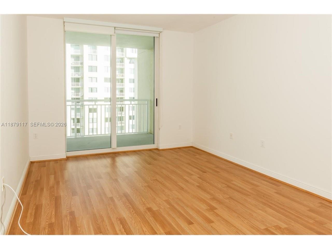 DUO CONDOMINIUM WEST - Residential