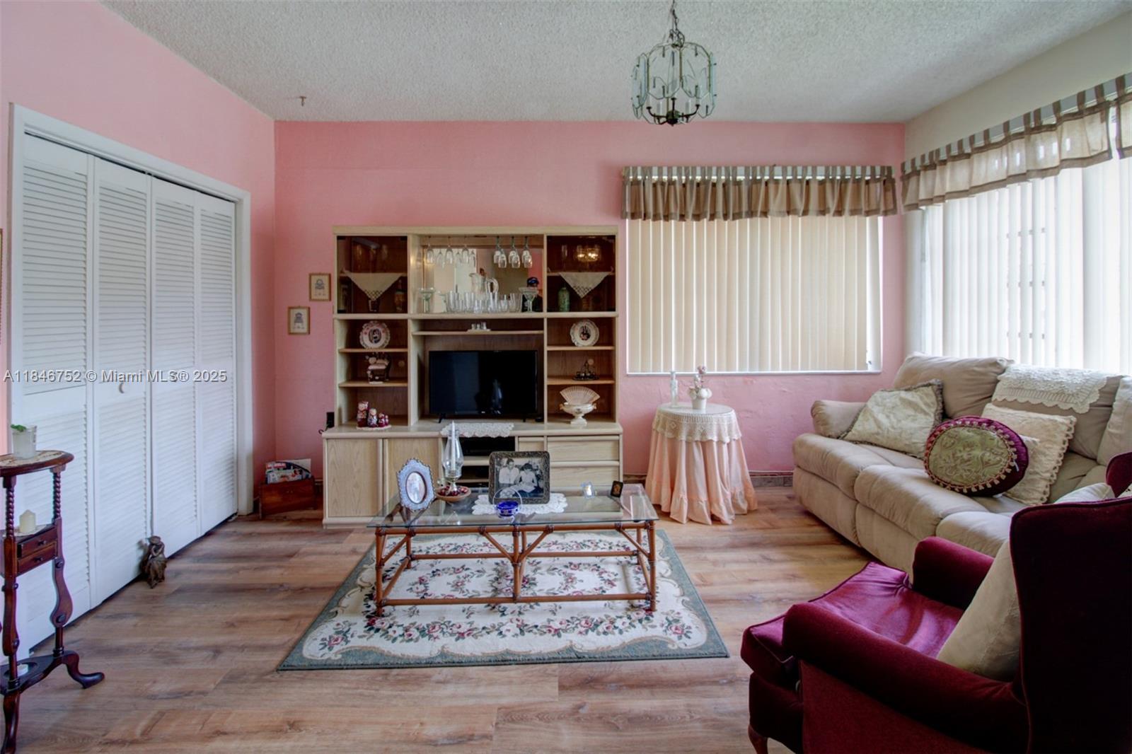 GRAPELAND HEIGHTS SEC 2 - Residential