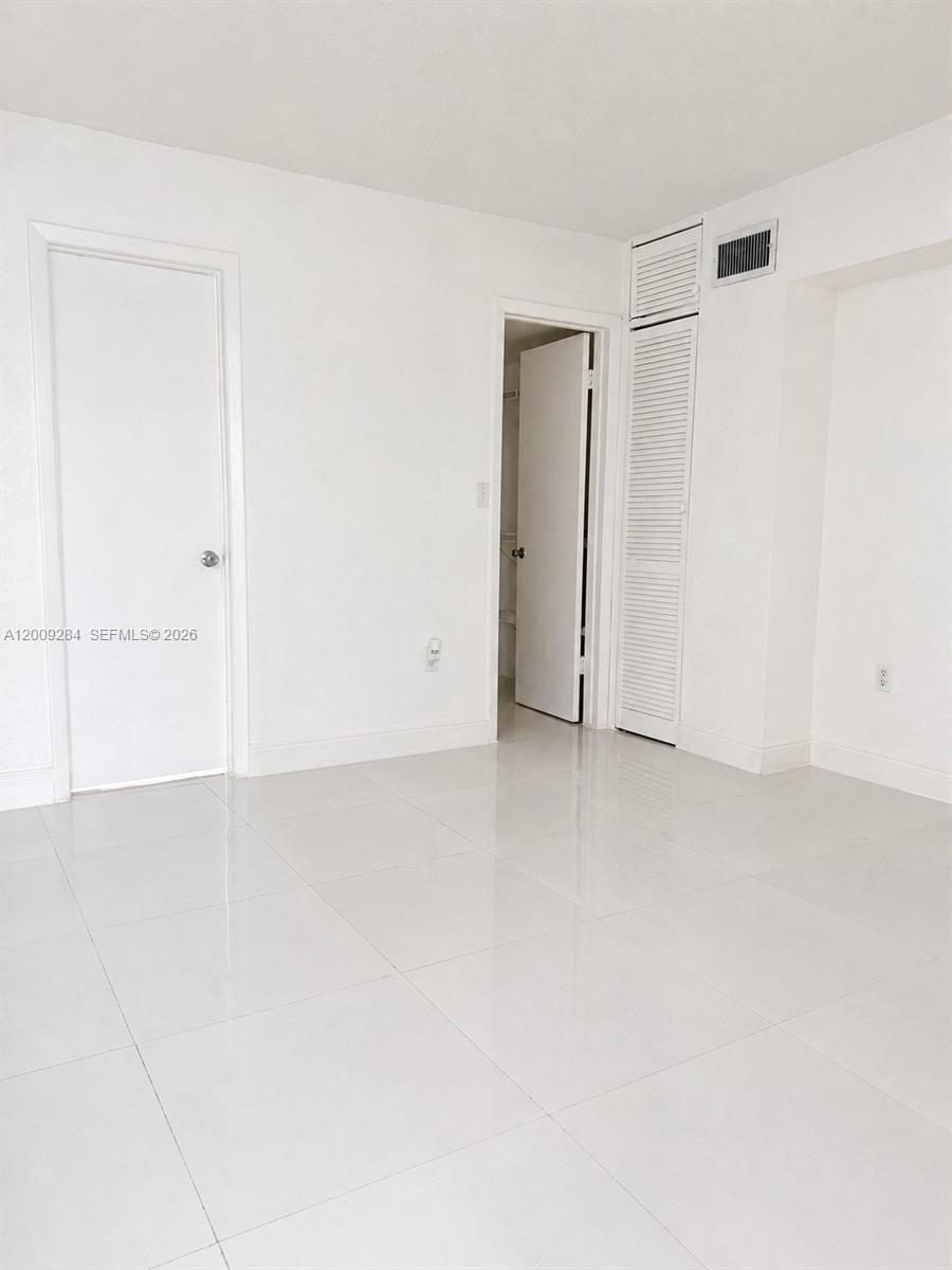 BELLA VILLAS CONDO - Residential