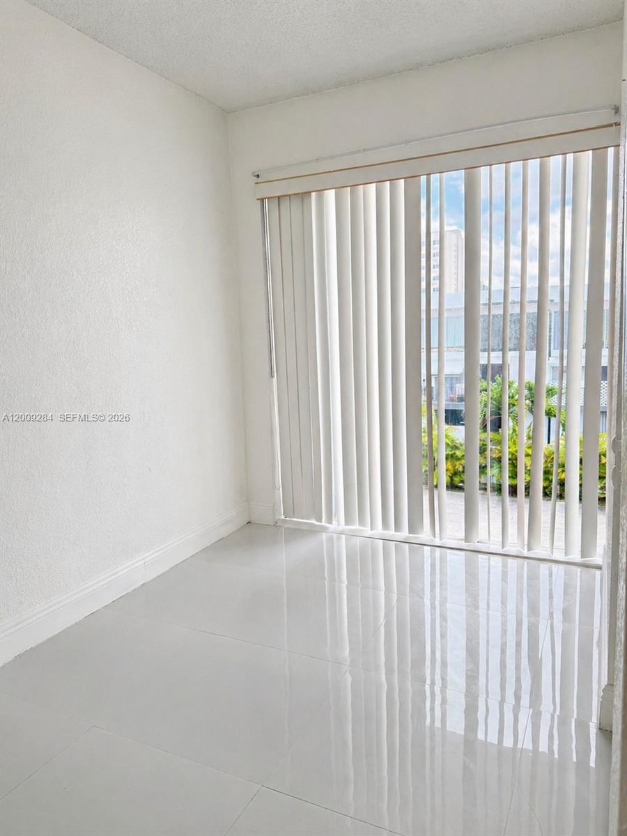 BELLA VILLAS CONDO - Residential
