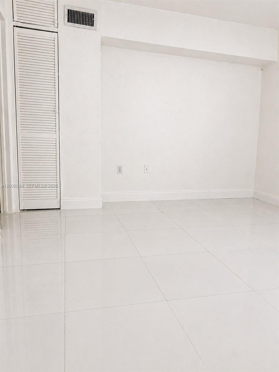 BELLA VILLAS CONDO - Residential