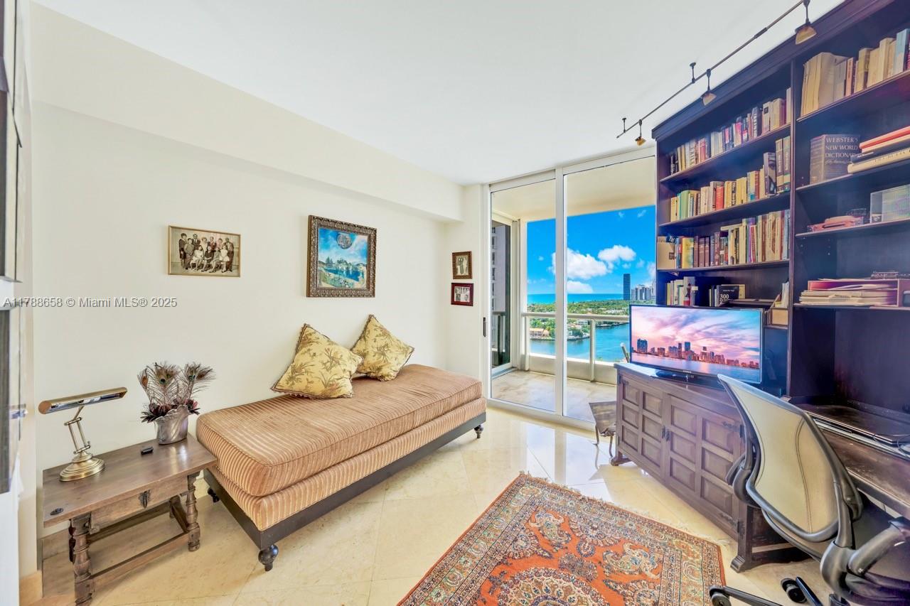 ATLANTIC I AT THE POINT C - Residential
