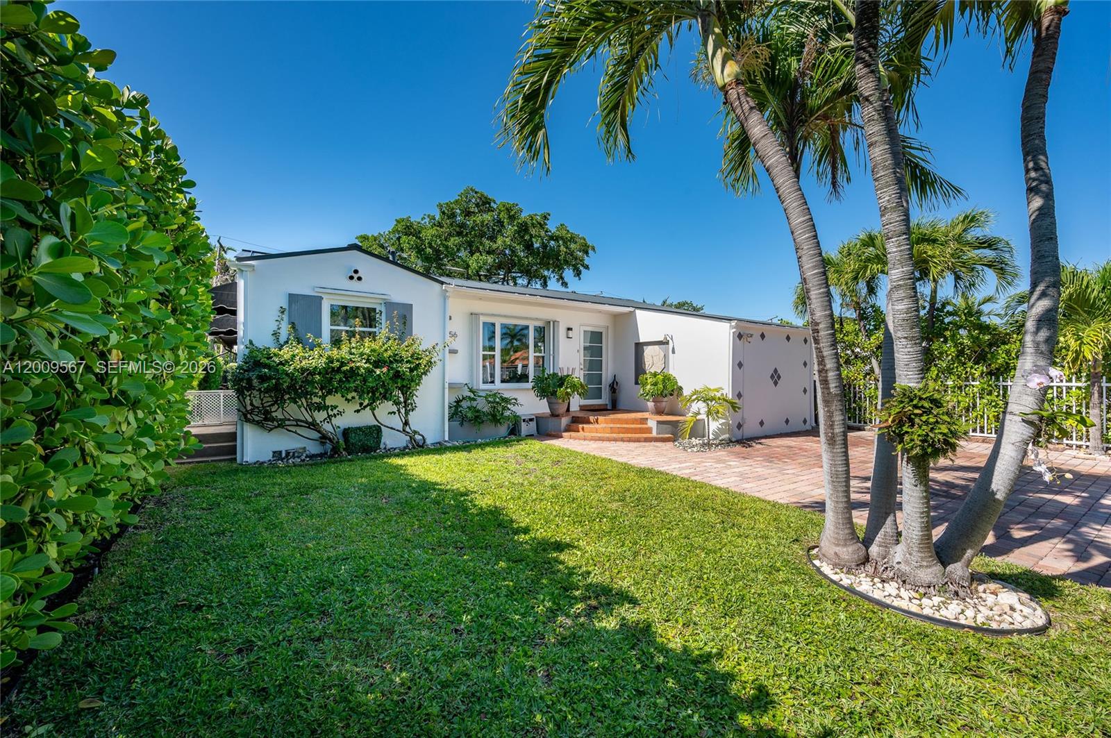ISLE OF NORMANDY MIAMI VI - Residential