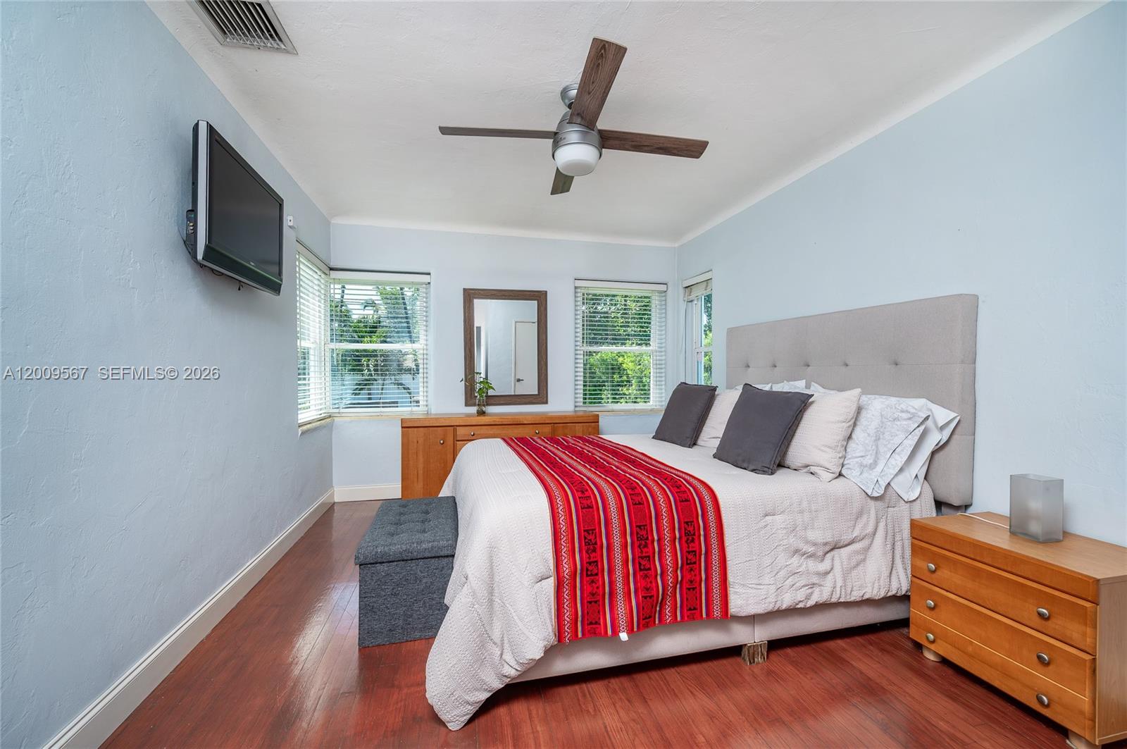 ISLE OF NORMANDY MIAMI VI - Residential