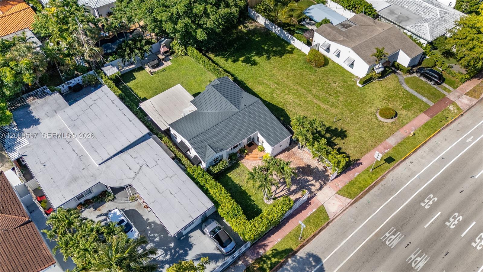ISLE OF NORMANDY MIAMI VI - Residential